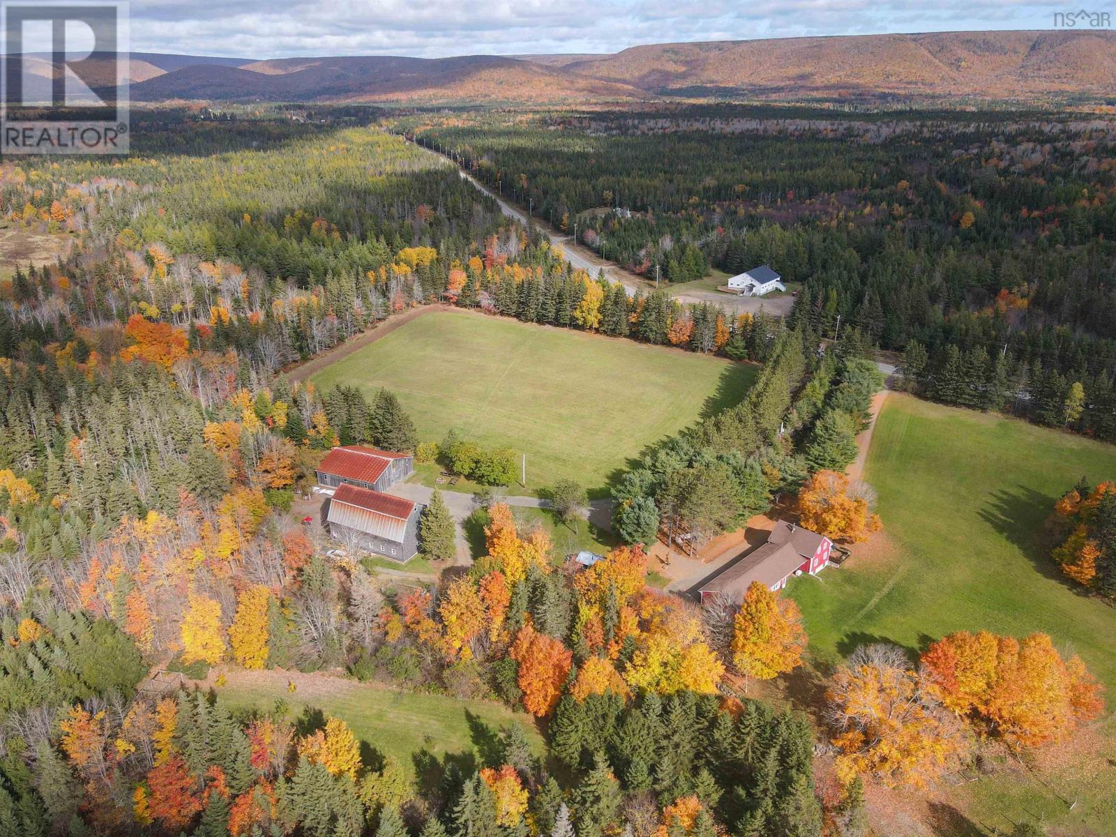 2639 Cabot Trail, Middle River, Nova Scotia  B0E 1B0 - Photo 46 - 202425434