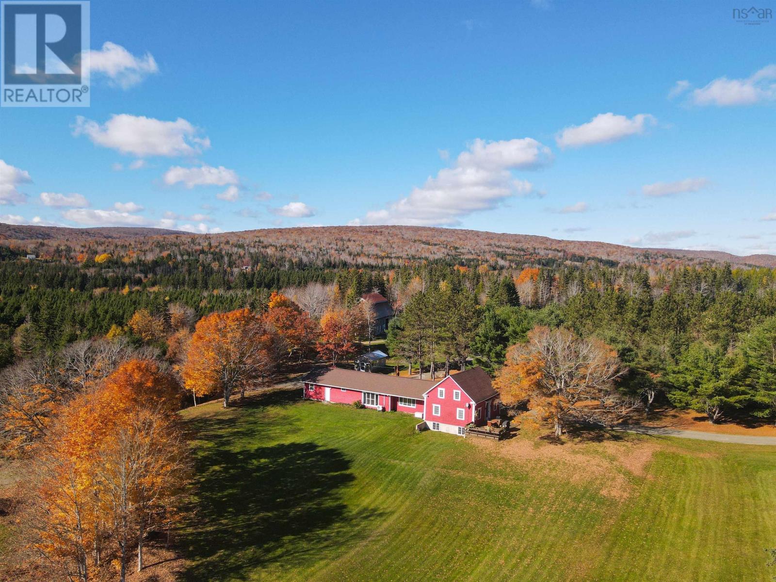 2639 Cabot Trail, Middle River, Nova Scotia  B0E 1B0 - Photo 45 - 202425434
