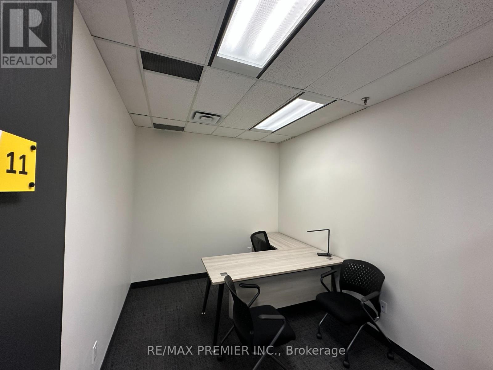 200-11 - 350 Burnhamthorpe Road W, Mississauga, Ontario  L5B 3J1 - Photo 15 - W12308674