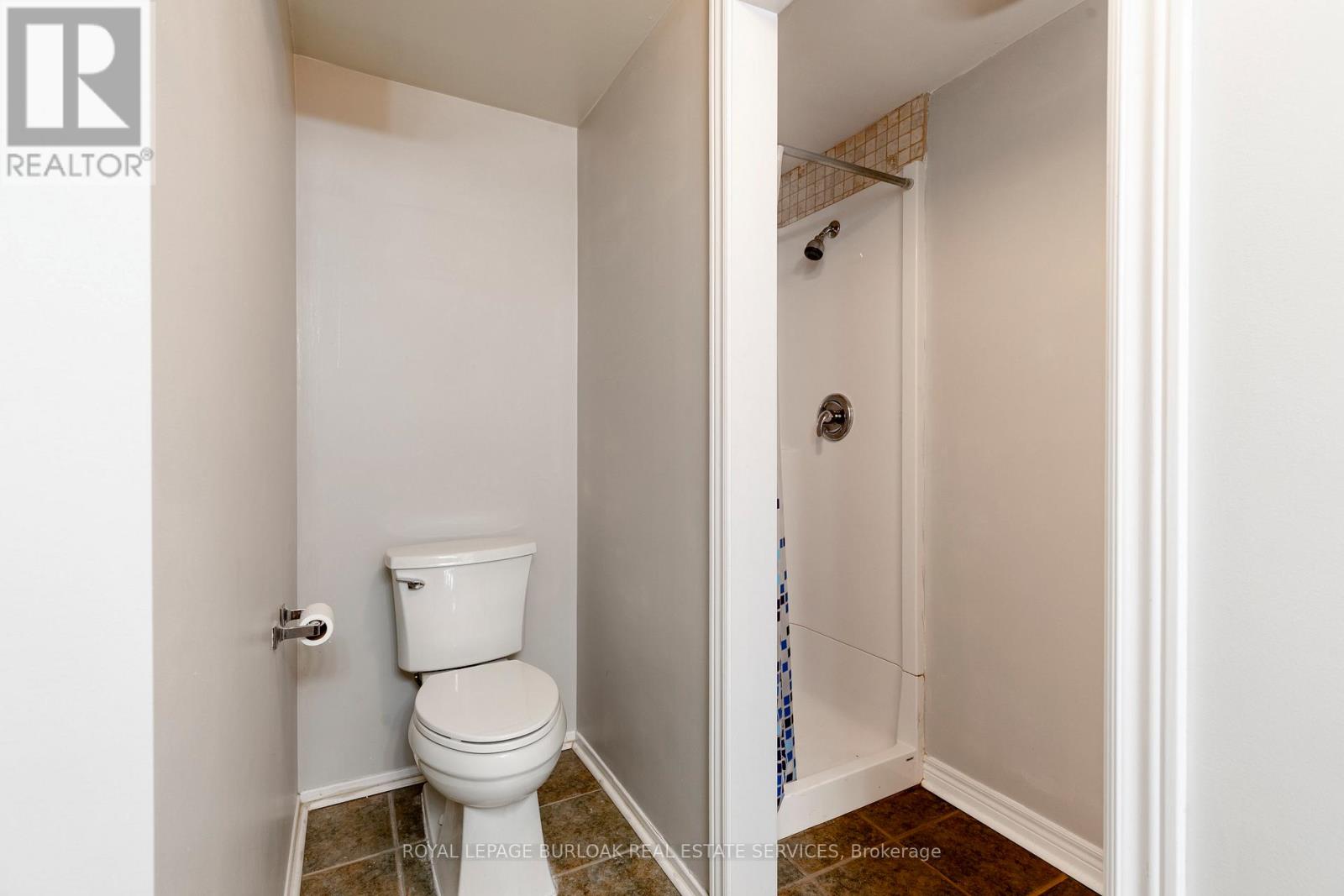 128 Brian Boulevard, Hamilton, Ontario  L8B 0C8 - Photo 41 - X12308677