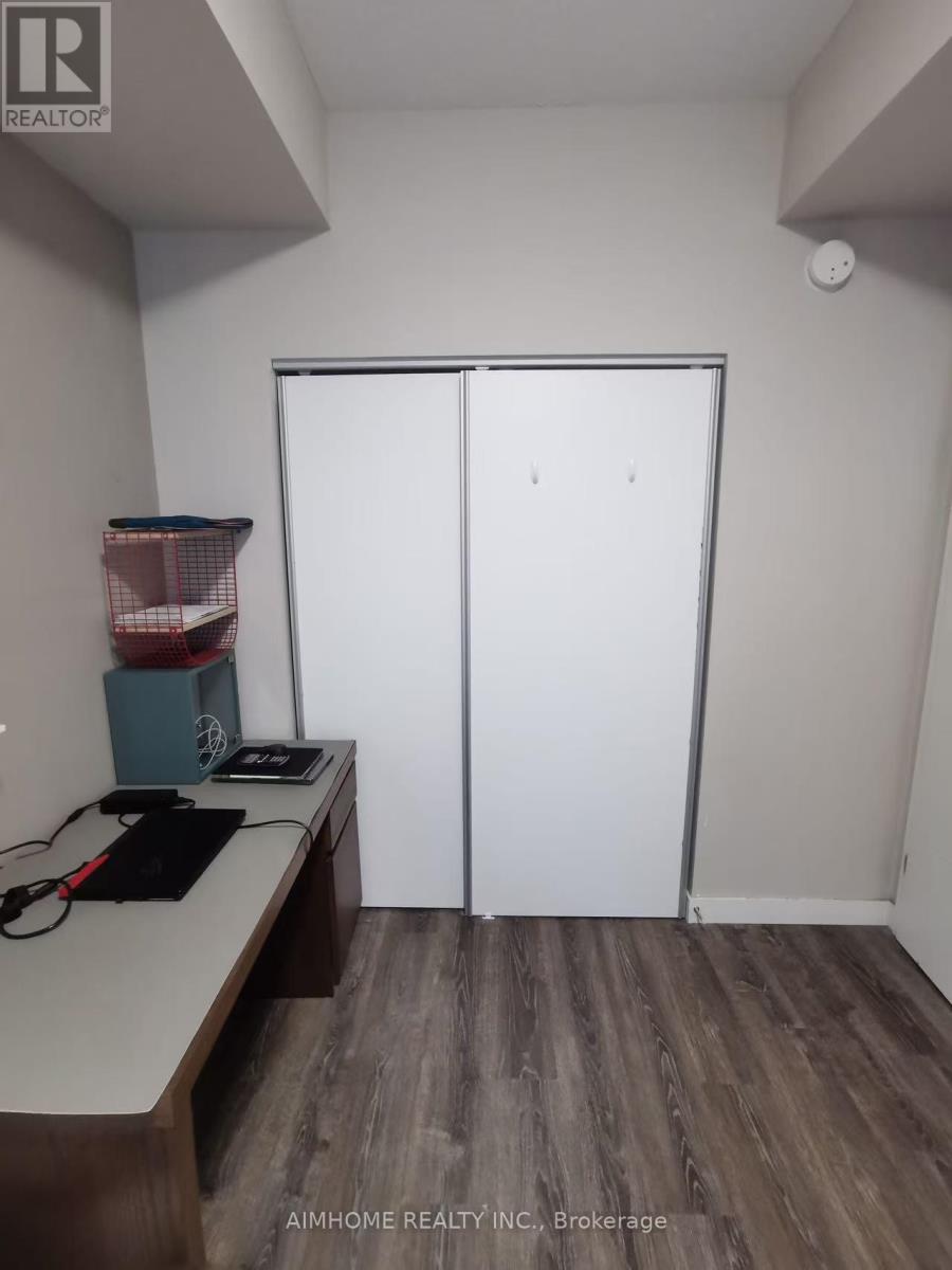 614 - 280 Lester Street E, Waterloo, Ontario  N2L 3W6 - Photo 5 - X12308681