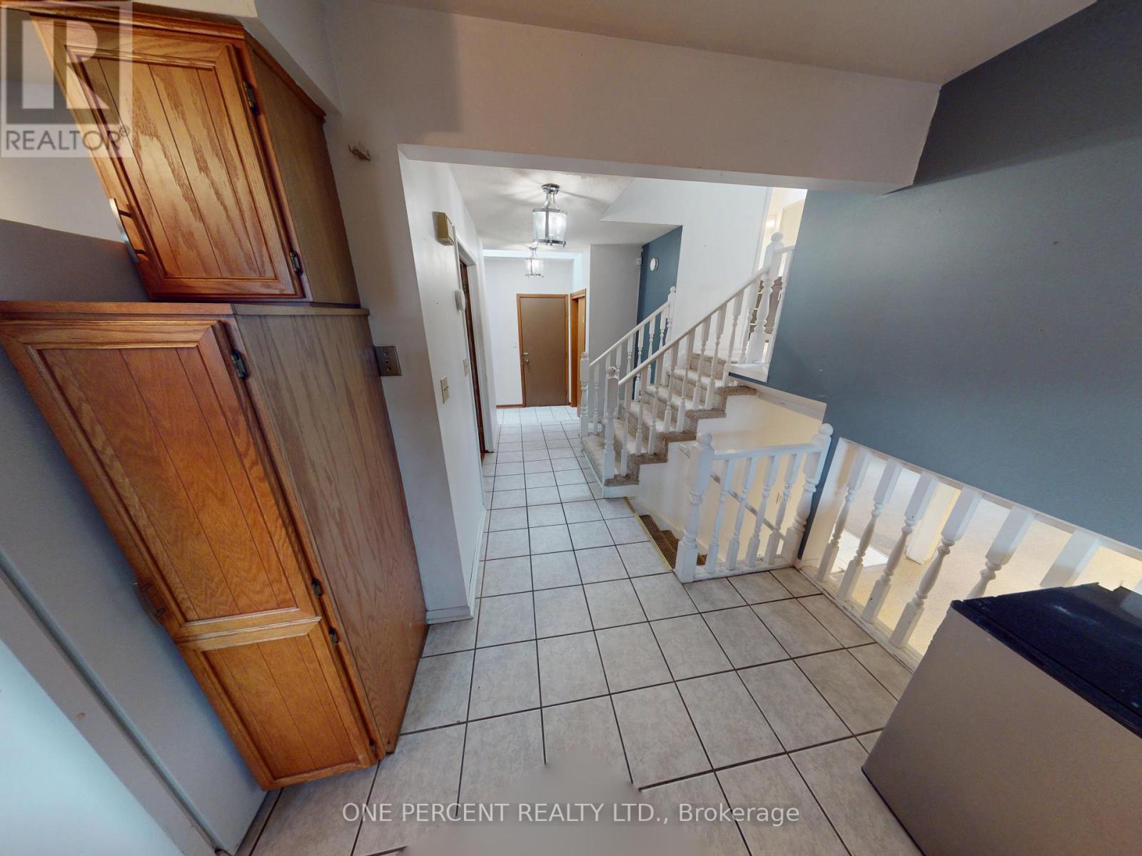 7428 Petrullo Court, Niagara Falls, Ontario  L2H 2K4 - Photo 10 - X12308683