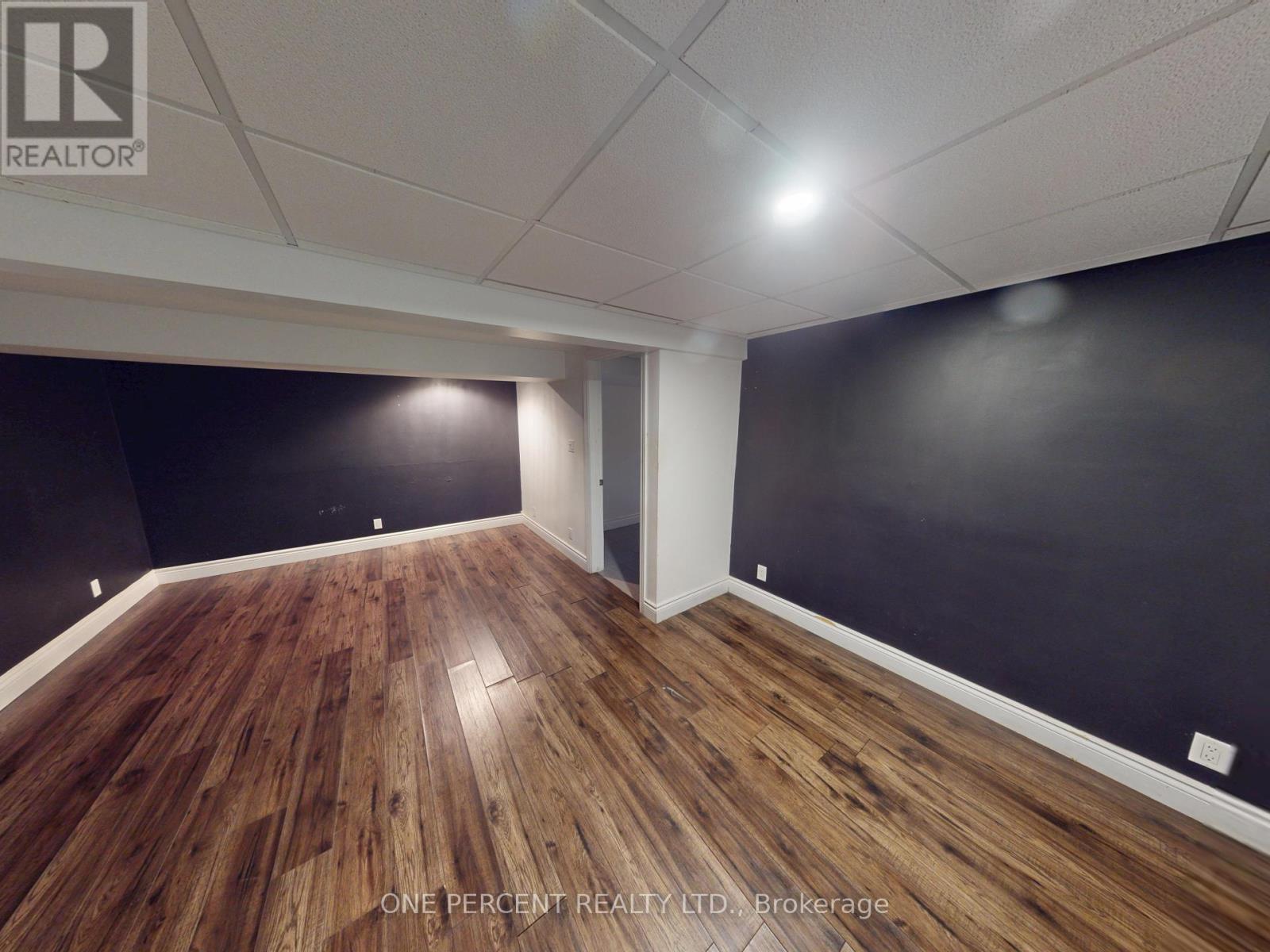 7428 Petrullo Court, Niagara Falls, Ontario  L2H 2K4 - Photo 27 - X12308683