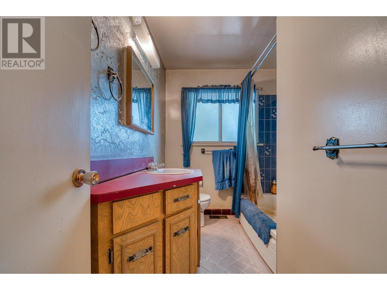 1124 Luxton Square, Coquitlam, British Columbia  V3J 5E1 - Photo 17 - R3030956