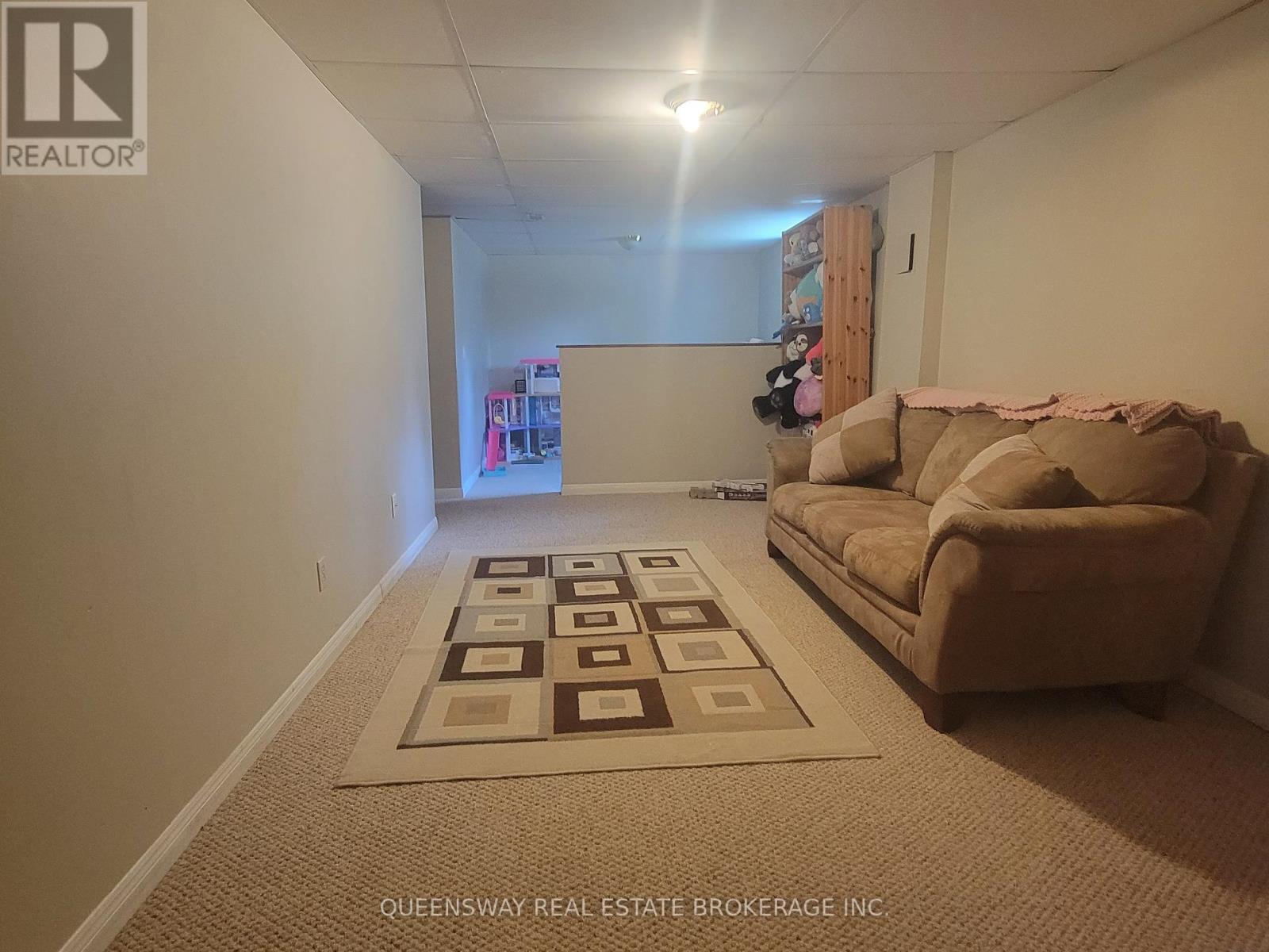 50 Acorn Crescent, Wasaga Beach, Ontario  L9Z 1L6 - Photo 13 - S12308654
