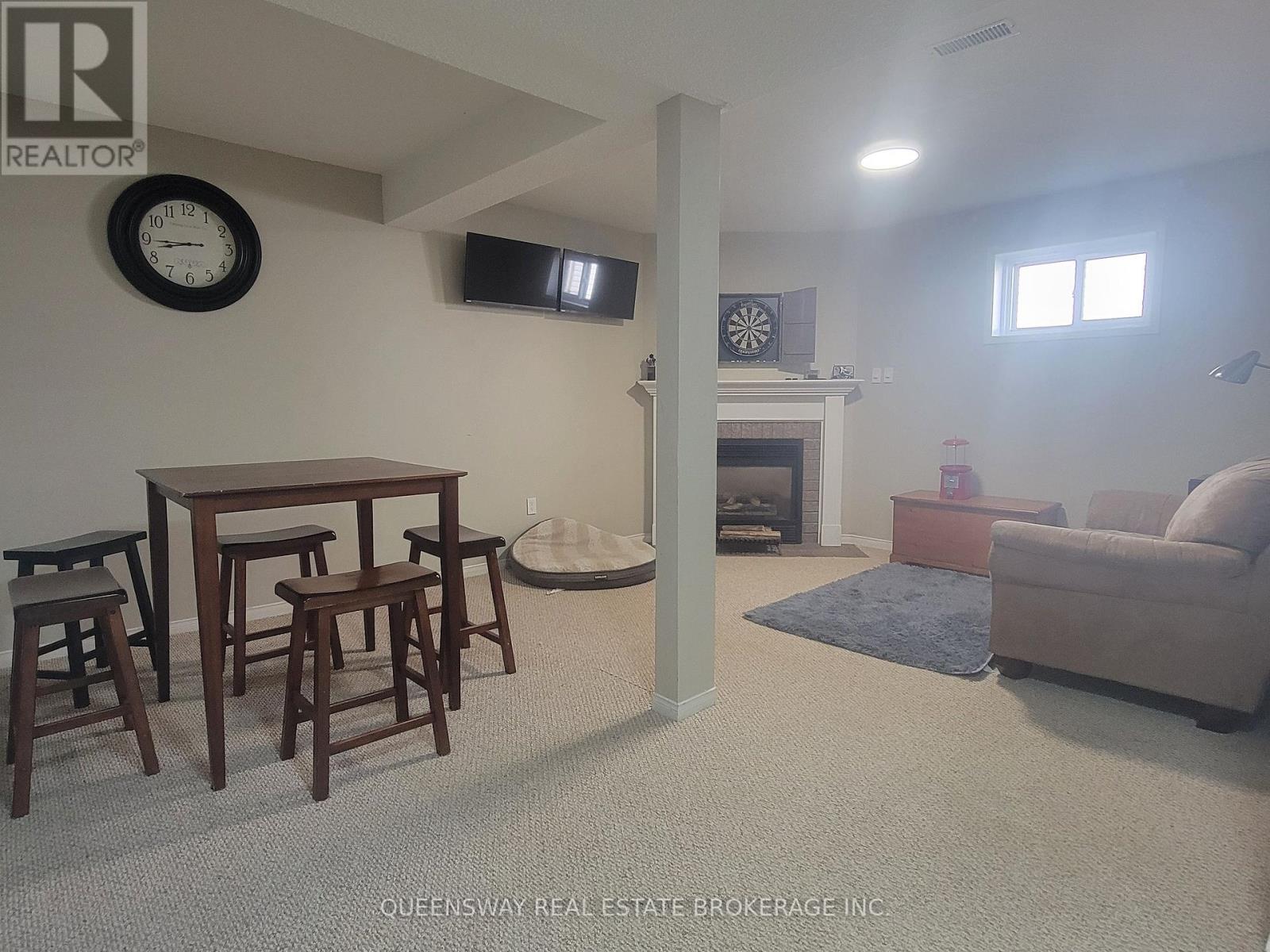 50 Acorn Crescent, Wasaga Beach, Ontario  L9Z 1L6 - Photo 12 - S12308654