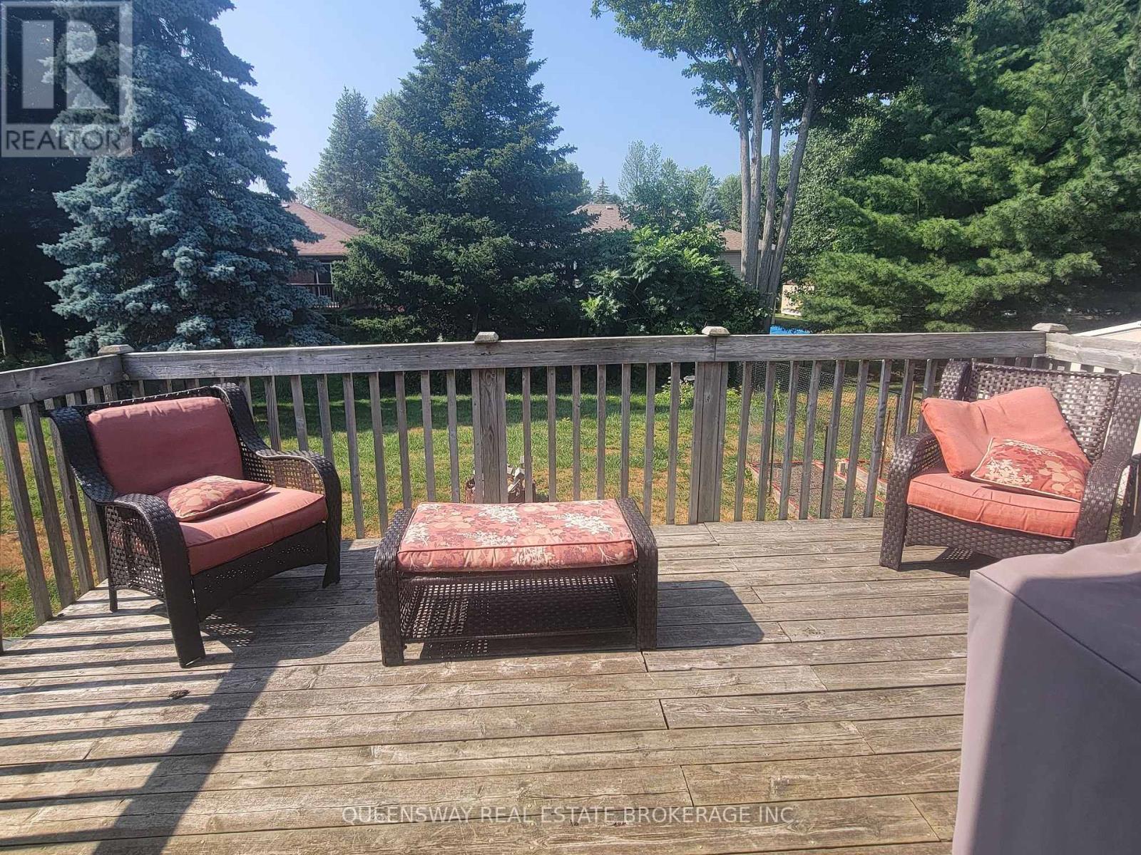 50 Acorn Crescent, Wasaga Beach, Ontario  L9Z 1L6 - Photo 16 - S12308654