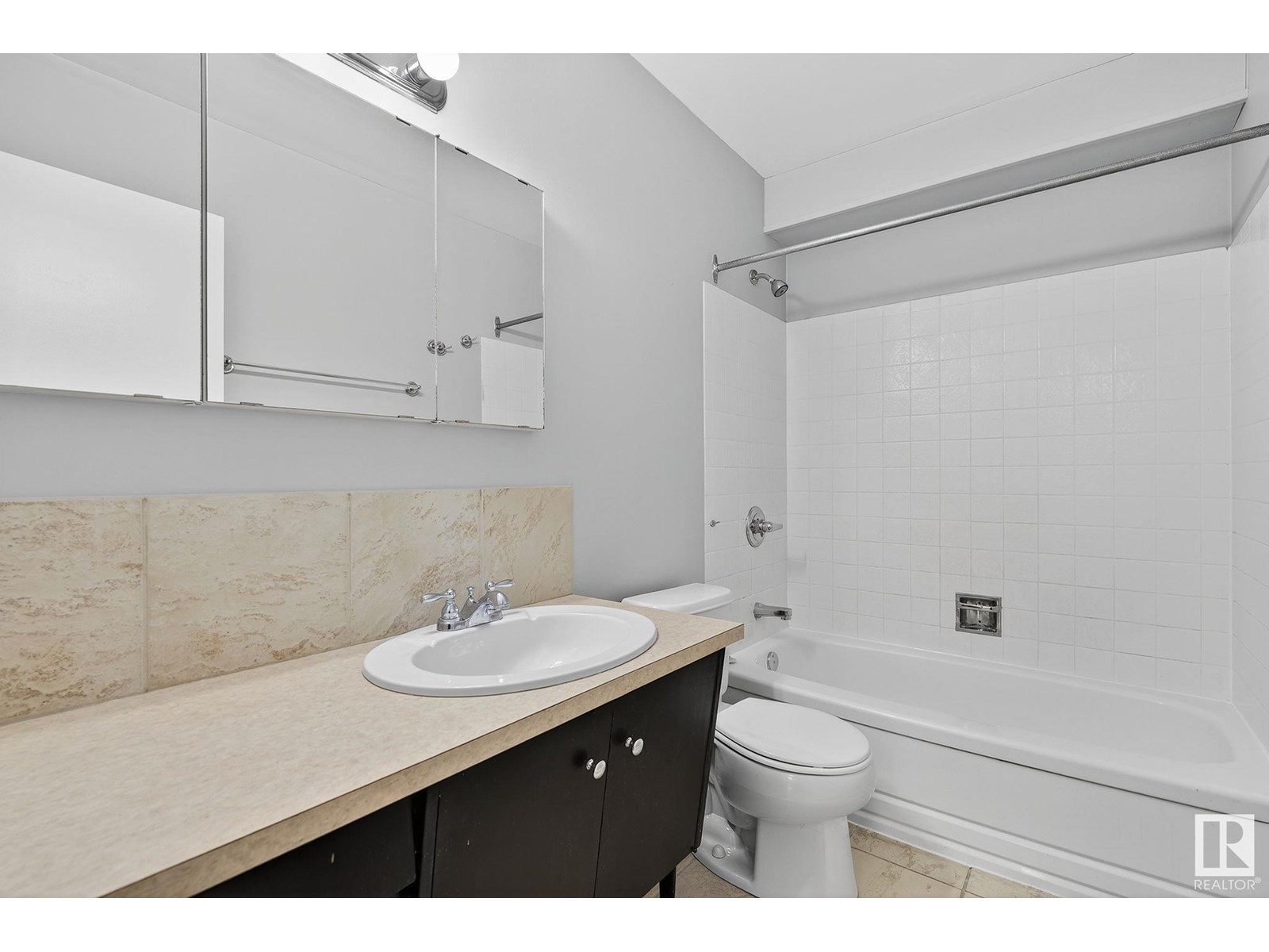 #37 10525 83 Av Nw Nw, Edmonton, Alberta  T6E 2E1 - Photo 23 - E4449831