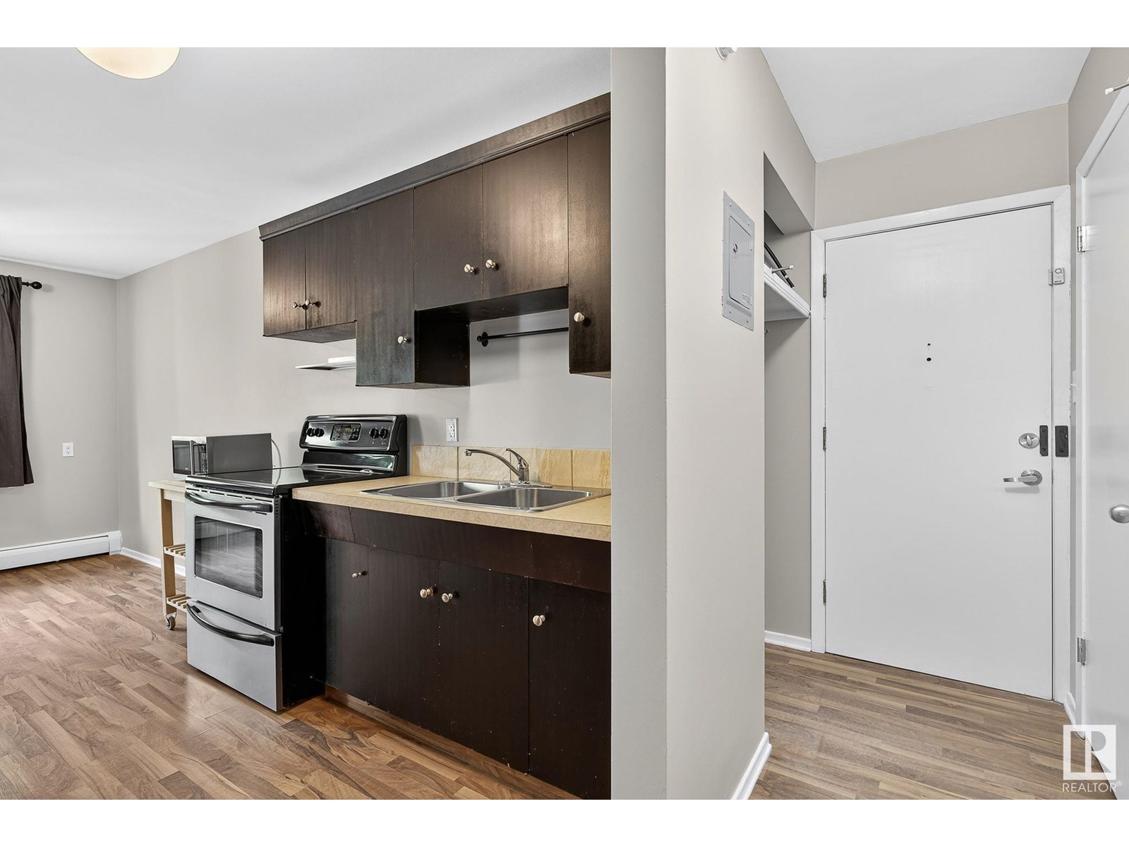 #37 10525 83 Av Nw Nw, Edmonton, Alberta  T6E 2E1 - Photo 8 - E4449831