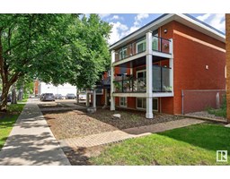 #37 10525 83 Av Nw Nw Strathcona, Edmonton, Ca