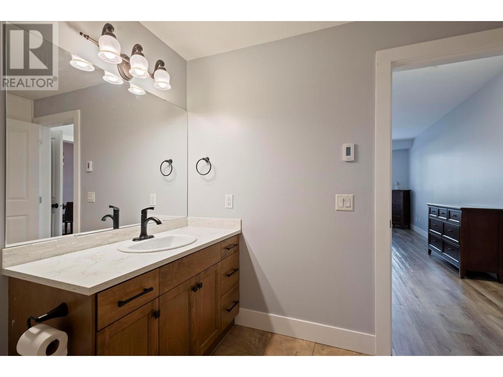 2532 Shoreline Drive Unit# 102 Lake Country Photo 24