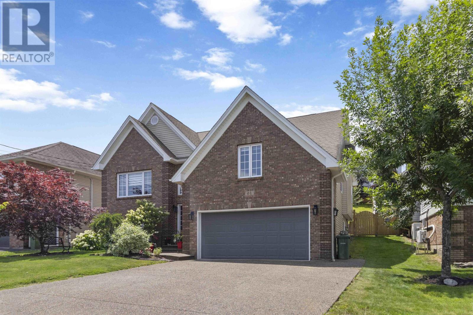 Property at 61 Lindenwood Terrace image 2