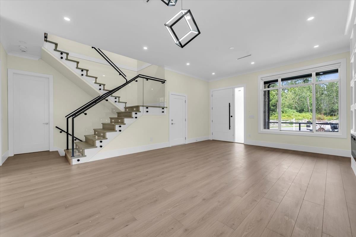 Property at 16192 78 AVENUE image 5
