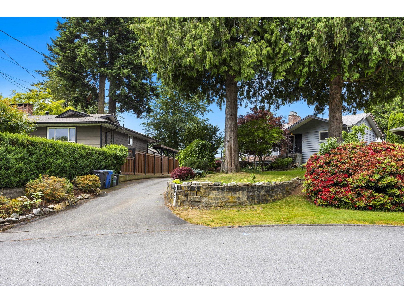 Property at 1971 POWELL CRESCENT image 3