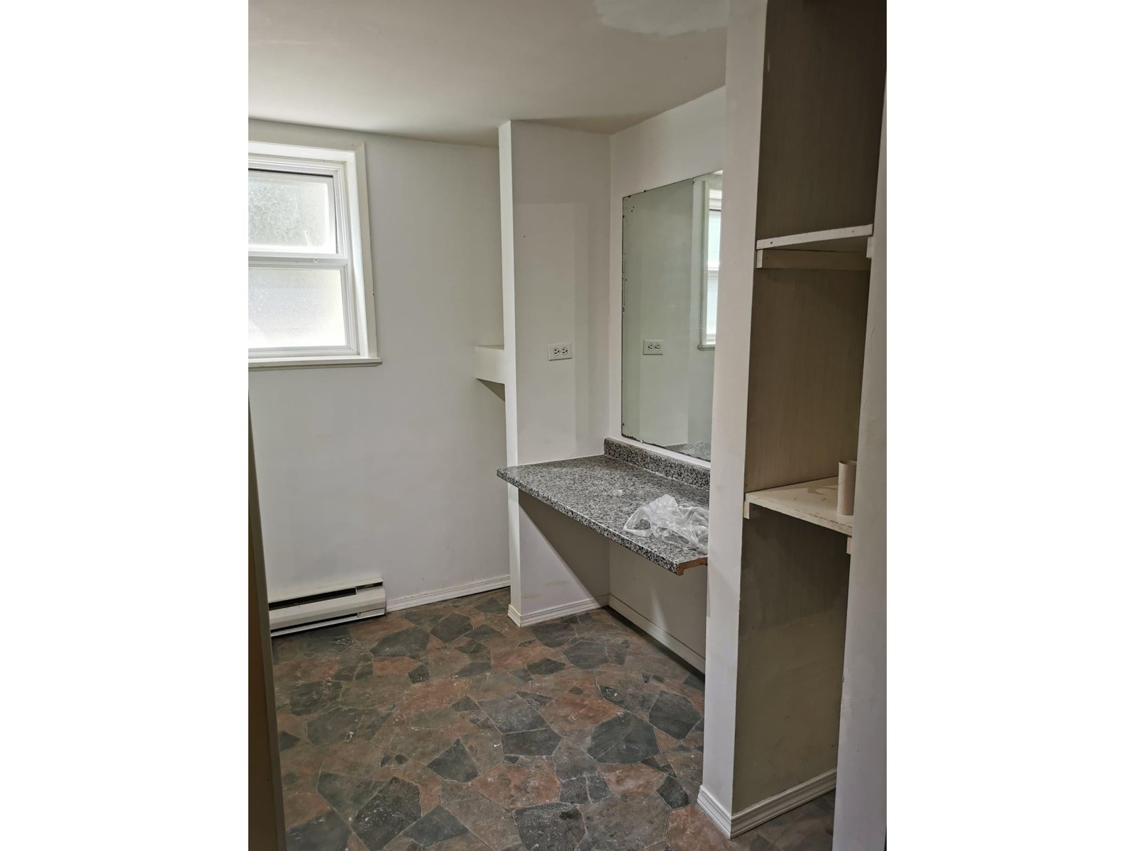 33025 14 Avenue, Mission, British Columbia  V2V 2P3 - Photo 8 - R3030922