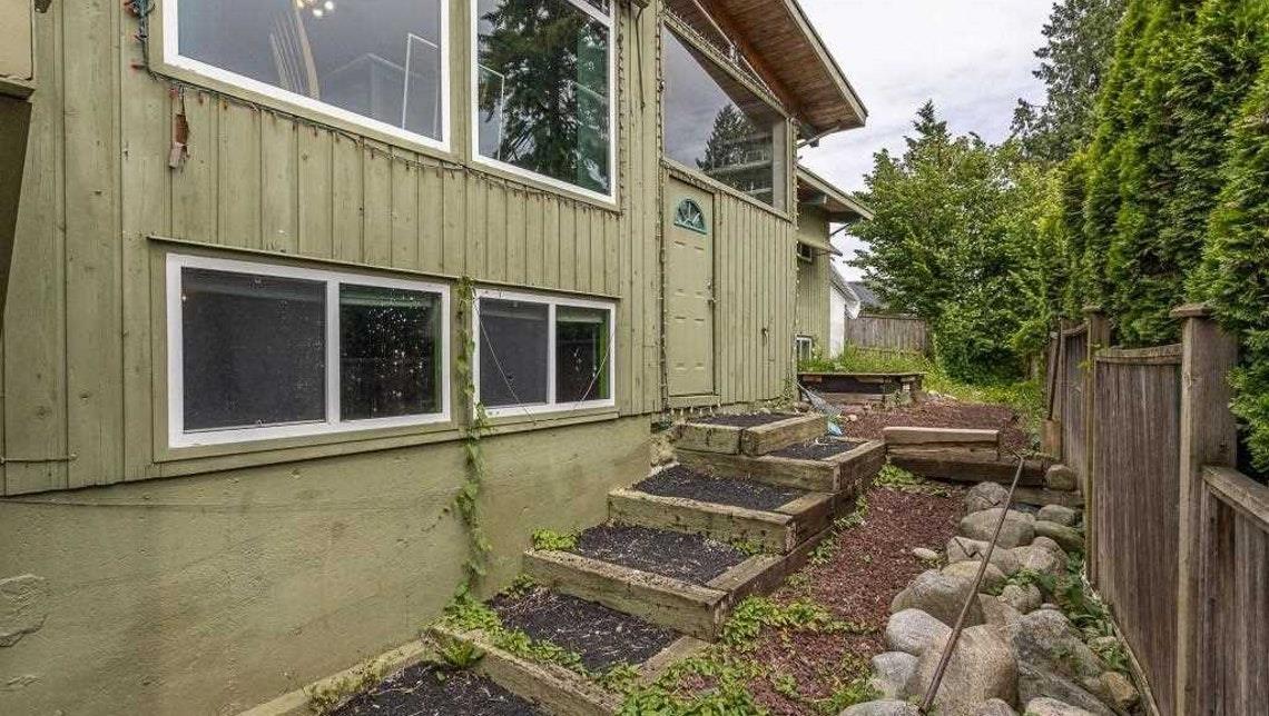 33025 14 Avenue, Mission, British Columbia  V2V 2P3 - Photo 2 - R3030922