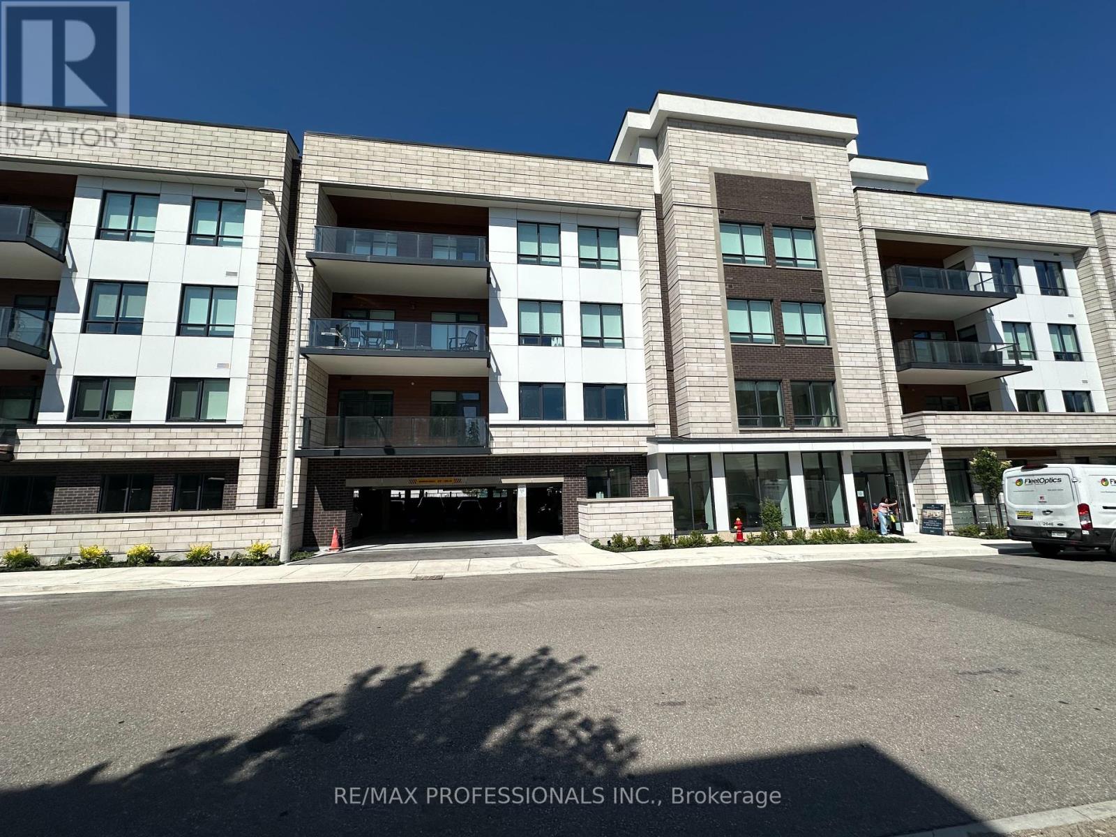 410 - 123 MAURICE DRIVE, Oakville, Ontario