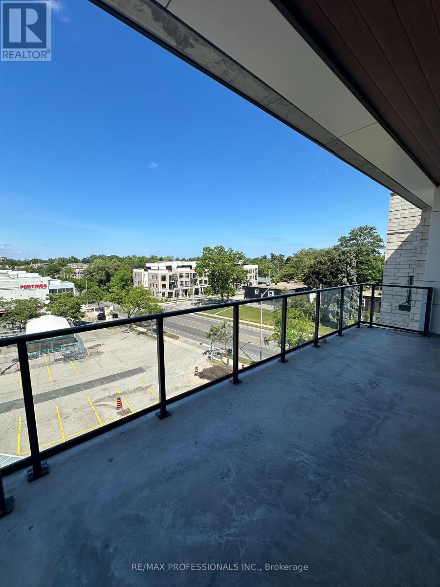 410 - 123 Maurice Drive, Oakville, Ontario  L6K 2W6 - Photo 21 - W12308756