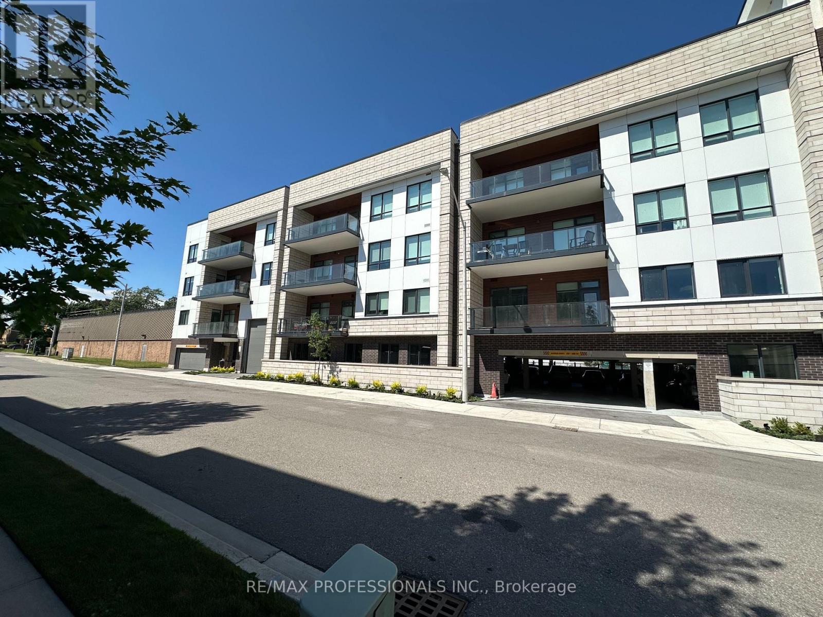 410 - 123 Maurice Drive, Oakville, Ontario  L6K 2W6 - Photo 34 - W12308756