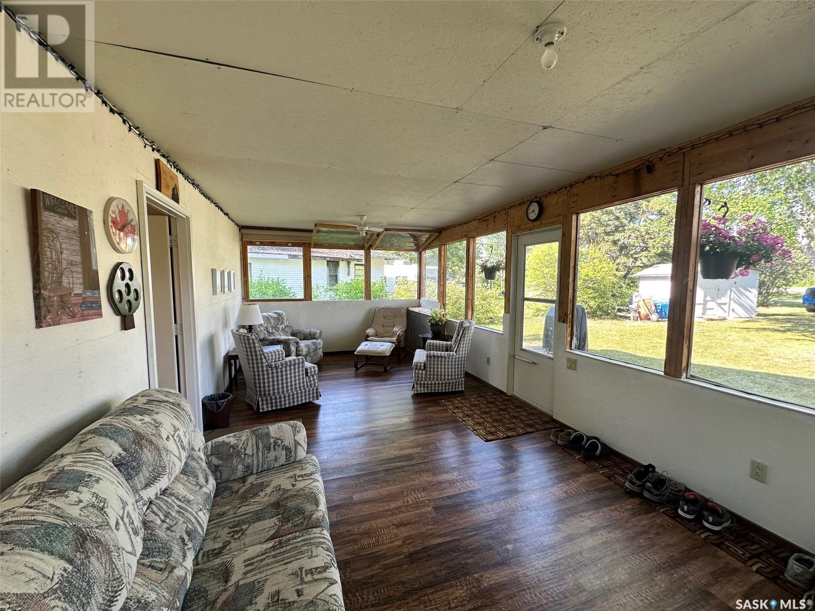 24 Ruby Crescent, Hudson Bay, Saskatchewan  S0E 0E0 - Photo 3 - SK013853