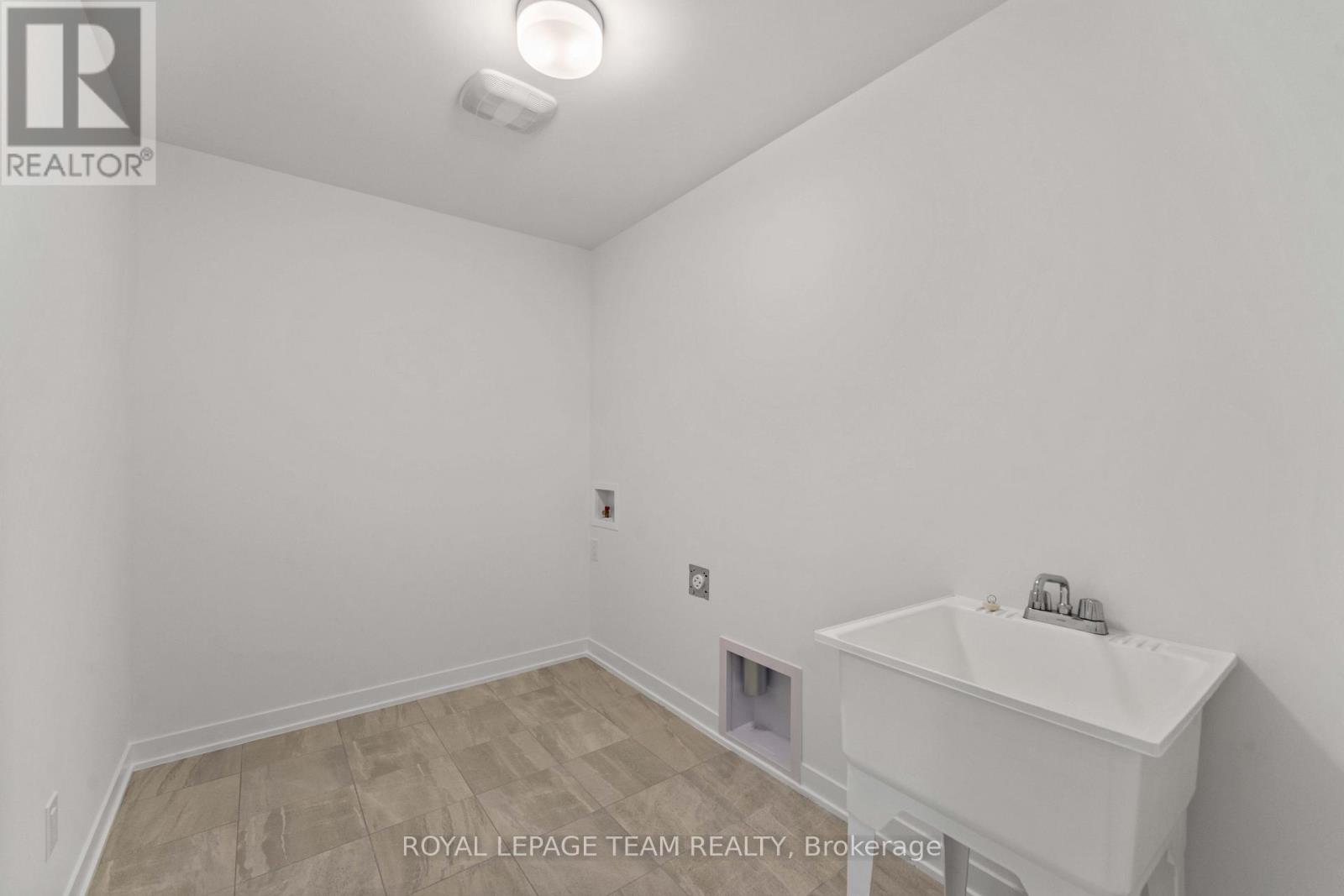 686 Fenwick Way, Ottawa, Ontario  K2J 7E6 - Photo 28 - X12308820