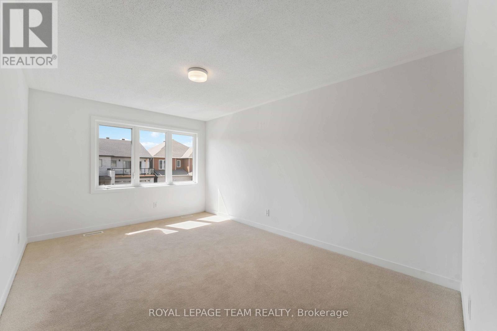 686 Fenwick Way, Ottawa, Ontario  K2J 7E6 - Photo 39 - X12308820