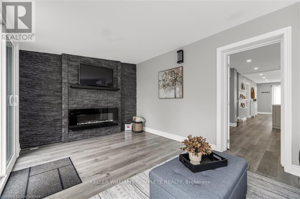 52 East 24th Street, Hamilton (Eastmount), Ontario  L8V 2X7 - Photo 20 - X12308795