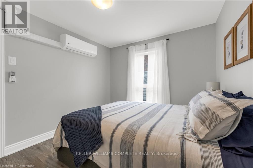 52 East 24th Street, Hamilton (Eastmount), Ontario  L8V 2X7 - Photo 29 - X12308795