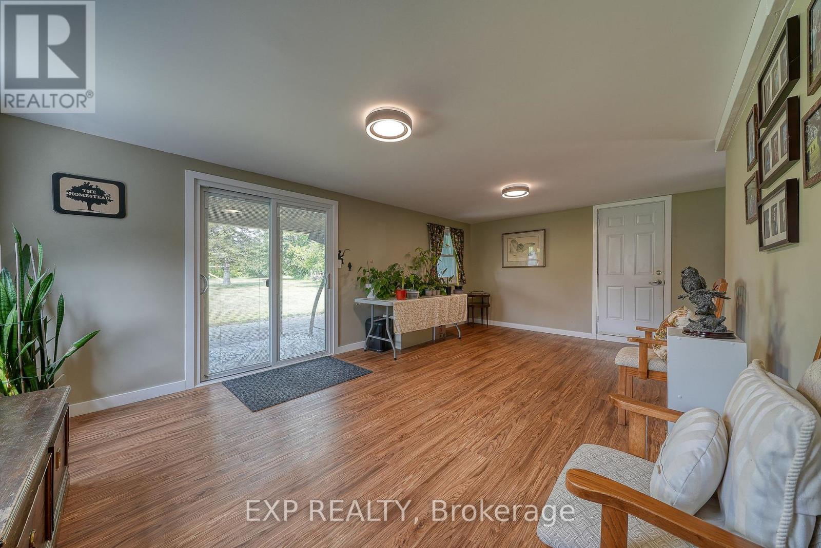 193 Centennial Avenue S, Central Elgin, Ontario  N5R 5B3 - Photo 17 - X12297842
