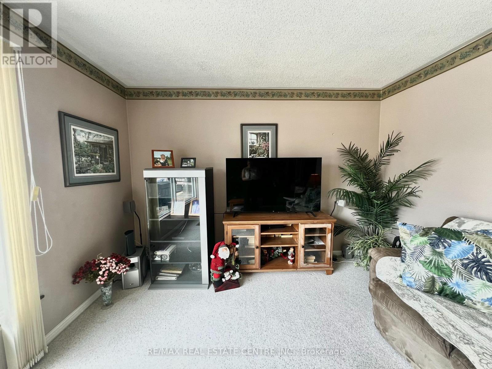 330 Simon Street, Shelburne, Ontario  L9V 2Y5 - Photo 15 - X12286764