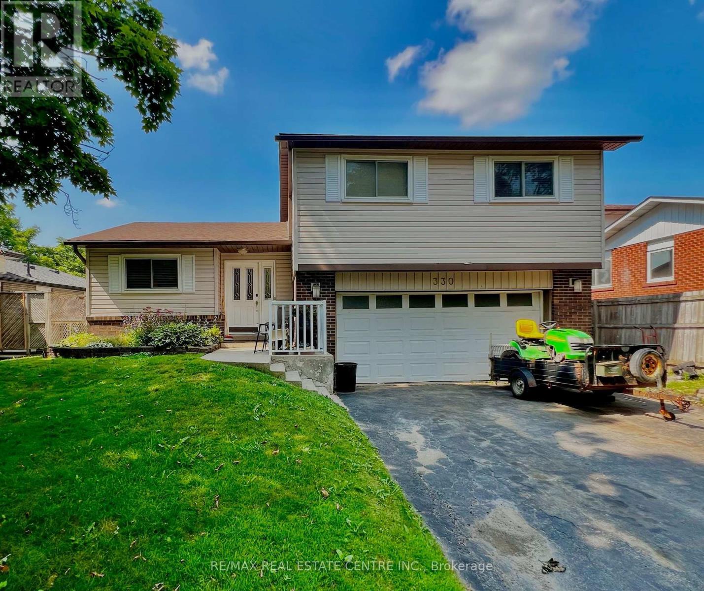 Property at 330 SIMON STREET image 4