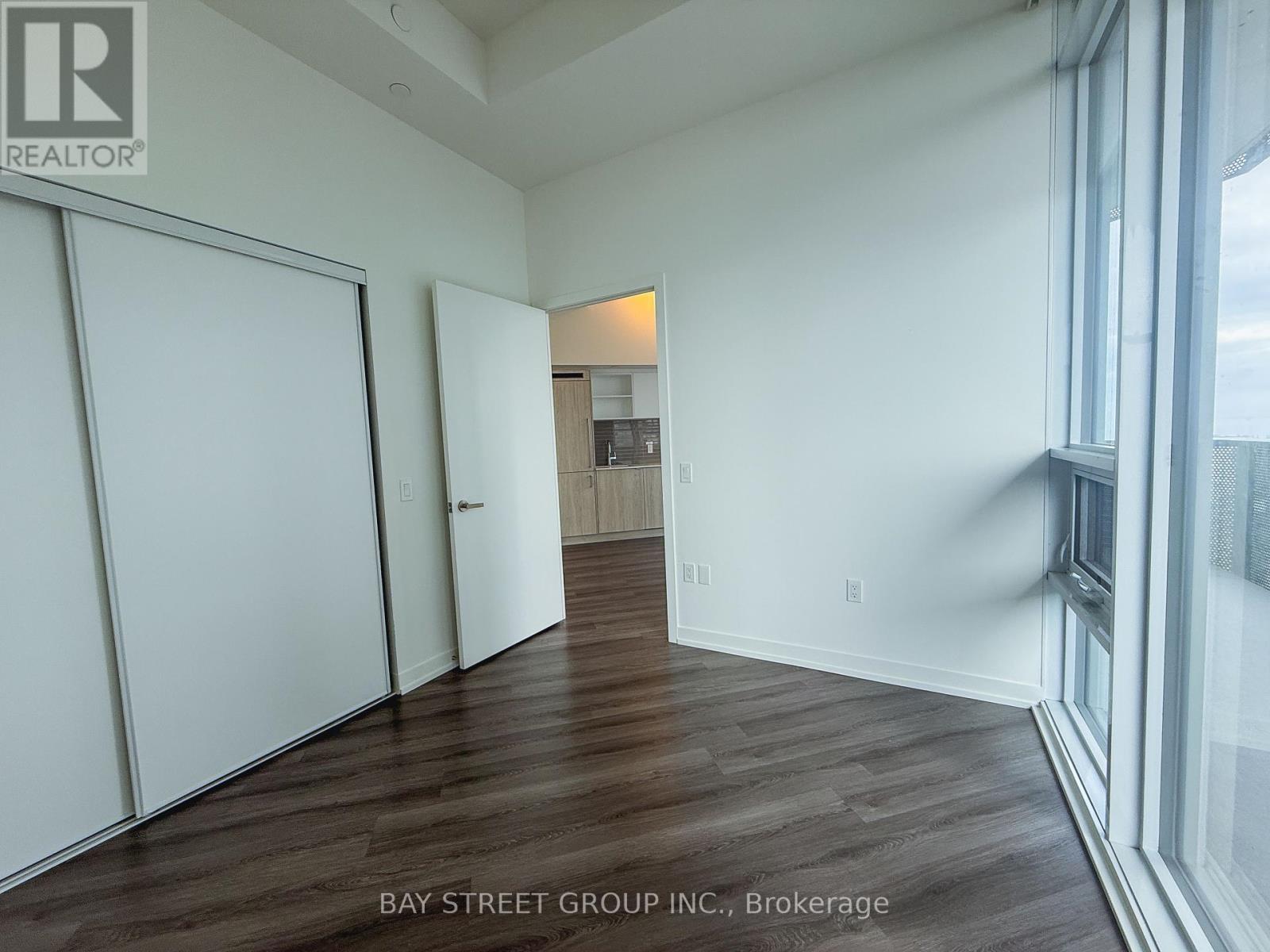 4909 - 138 Downes Street, Toronto, Ontario  M5E 0E4 - Photo 6 - C12308822