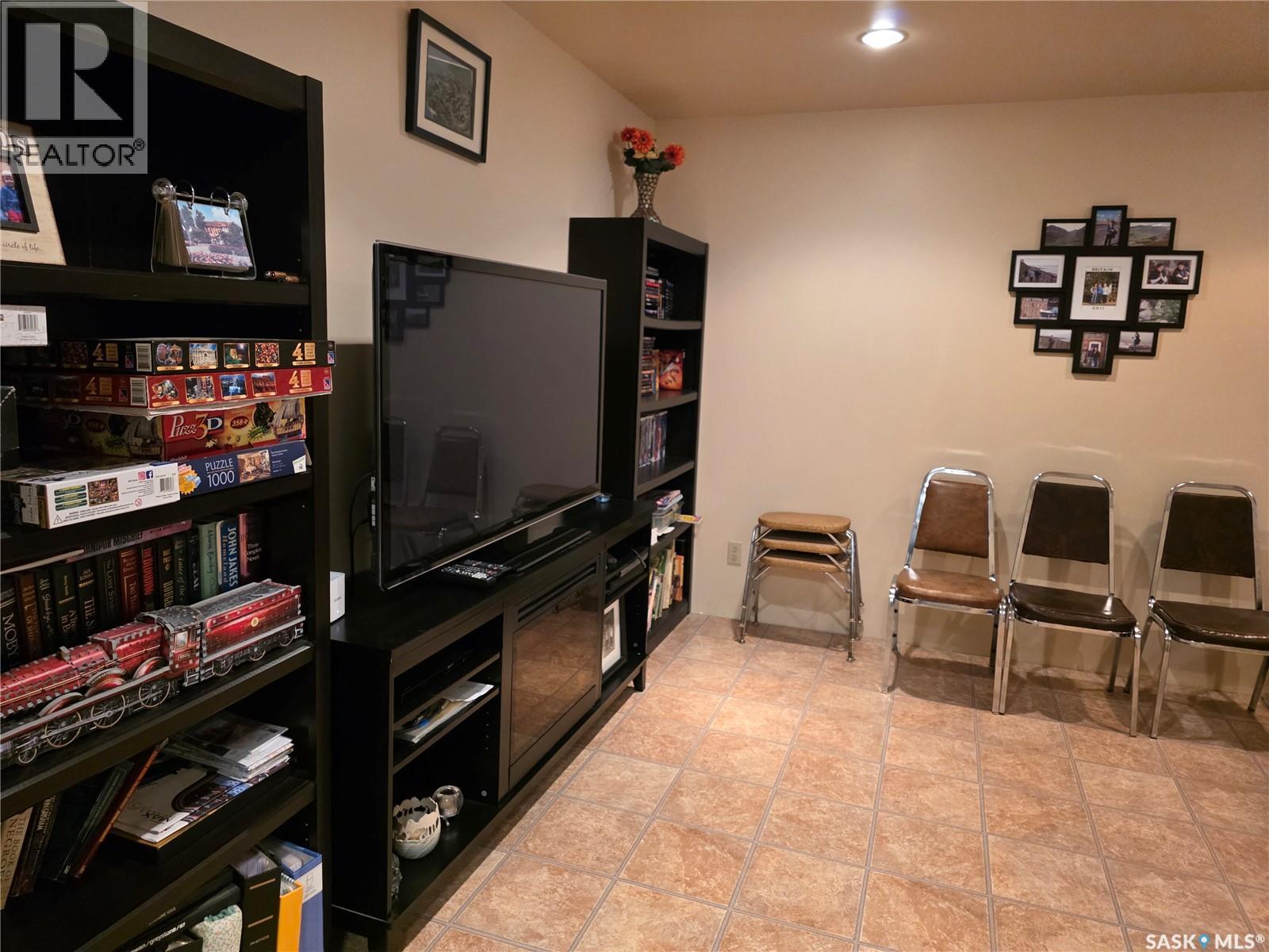 504 Mistusinne Crescent, Mistusinne, Saskatchewan  S0H 1J0 - Photo 25 - SK013817