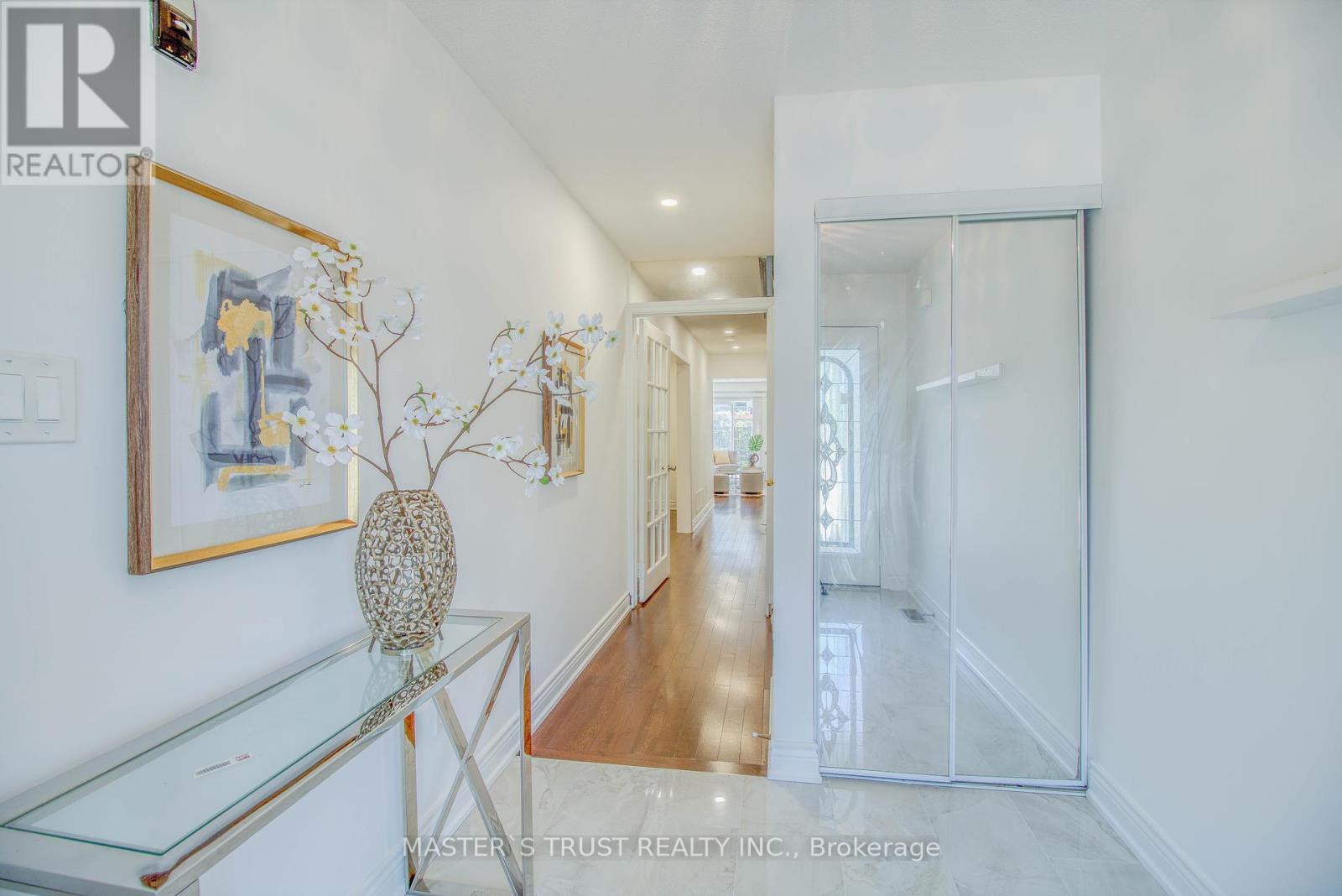 Property at 8 CHARLES BROWN ROAD image 3