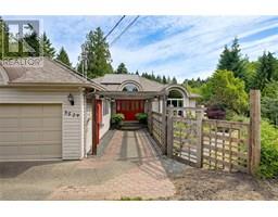 3529 Dougan Dr Cobble Hill