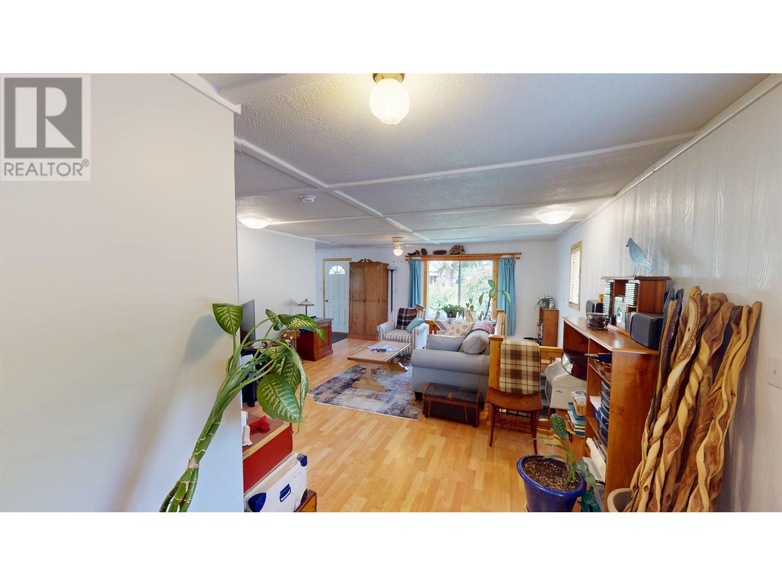 10719 Dr Greene Street, Hudsons Hope, British Columbia  V0C 1V0 - Photo 15 - R3016245