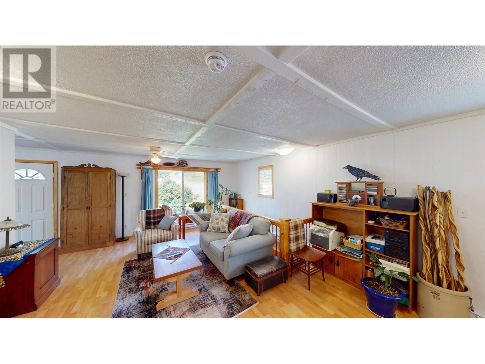 10719 Dr Greene Street, Hudsons Hope, British Columbia  V0C 1V0 - Photo 19 - R3016245