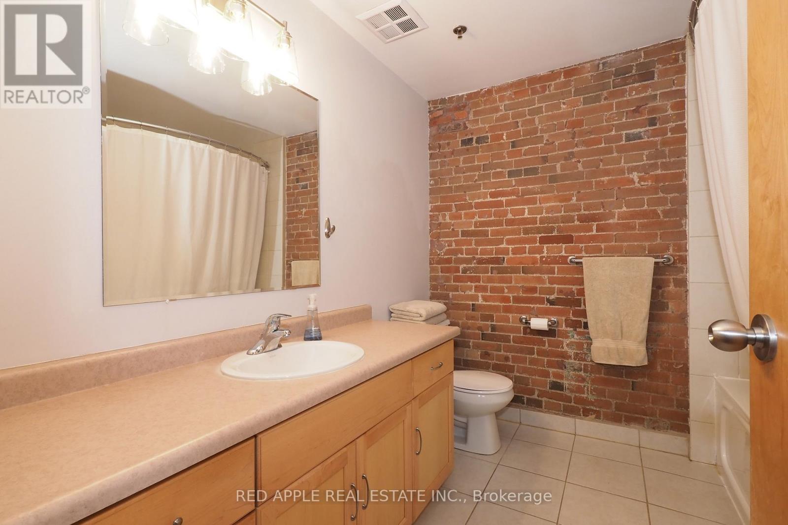 121 - 26 Ontario Street, Guelph, Ontario  N1E 7K1 - Photo 27 - X12308809