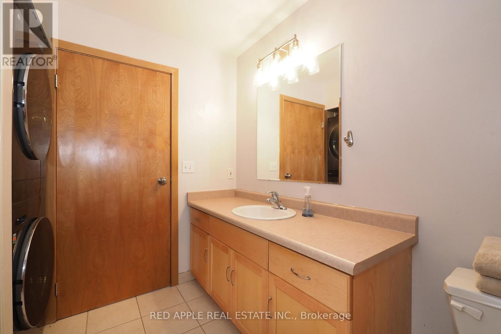 121 - 26 Ontario Street, Guelph, Ontario  N1E 7K1 - Photo 28 - X12308809