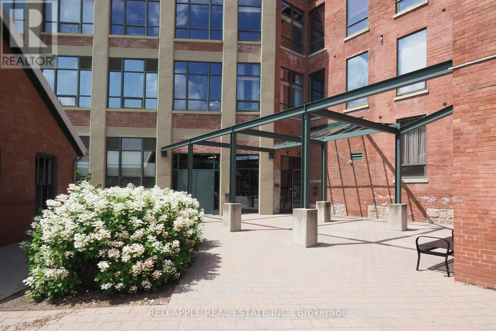 Property at 121 - 26 ONTARIO STREET image 3