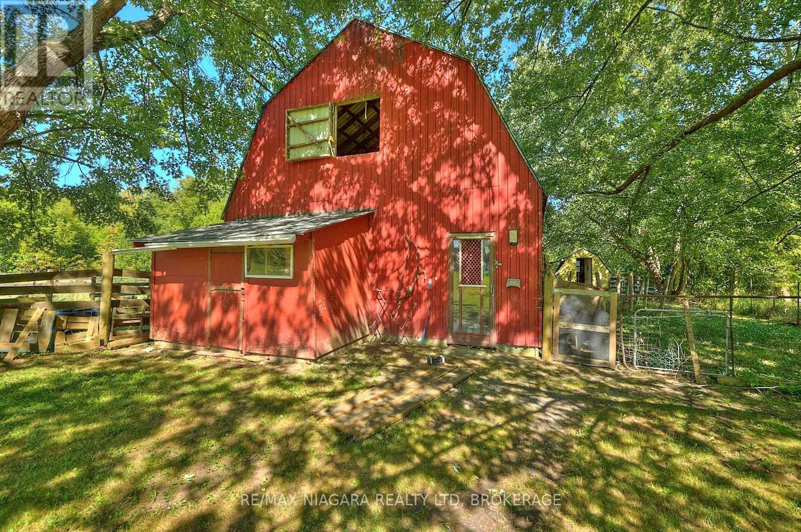 Property at 40252 FORKS ROAD image 4