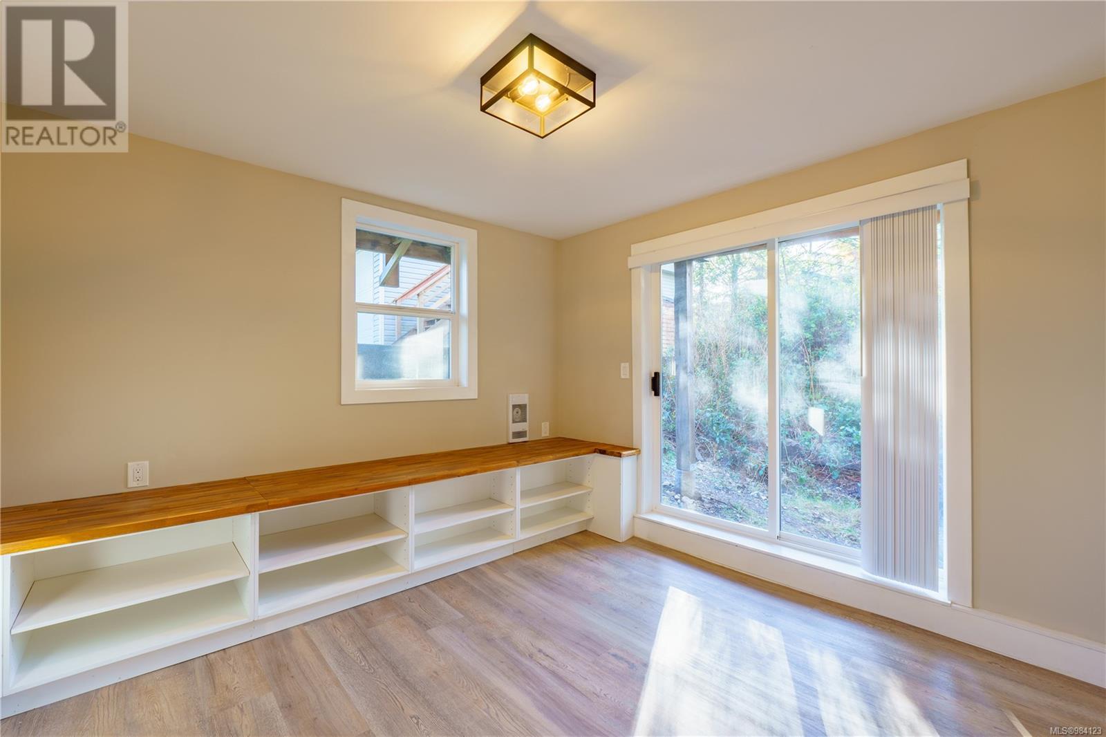 316 Leighton Way, Tofino, British Columbia  V0R 2Z0 - Photo 57 - 984123
