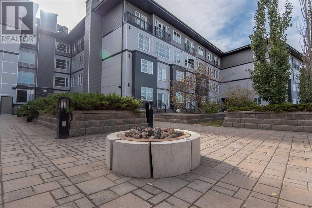 Property at 5322, 2660 22 Street image 3