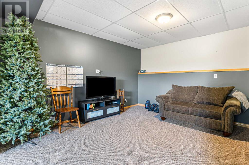 424 Sunset Link, Crossfield, Alberta  T0M 0S0 - Photo 24 - A2235217