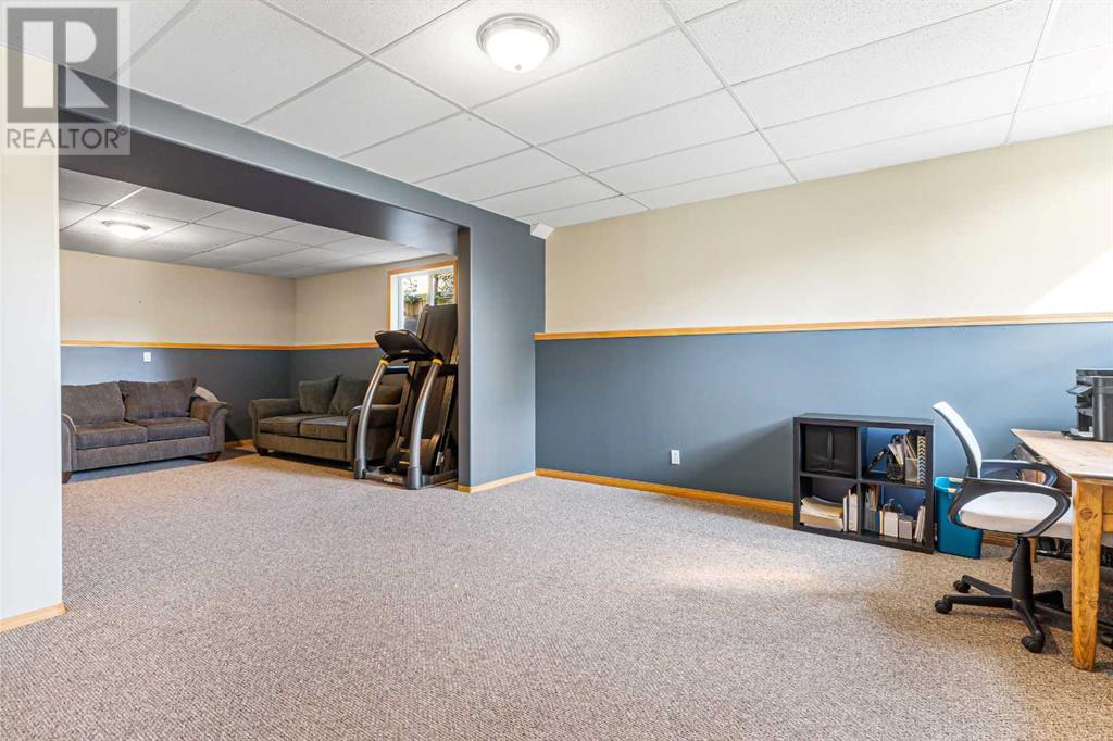 424 Sunset Link, Crossfield, Alberta  T0M 0S0 - Photo 22 - A2235217