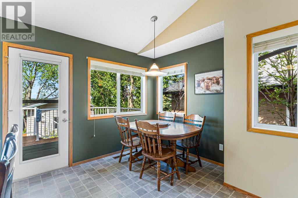 424 Sunset Link, Crossfield, Alberta  T0M 0S0 - Photo 16 - A2235217