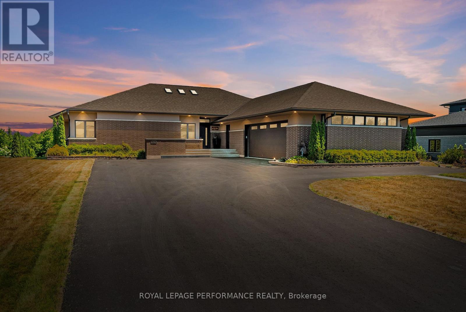19 GEORGE PATRICK DRIVE, South Stormont, Ontario