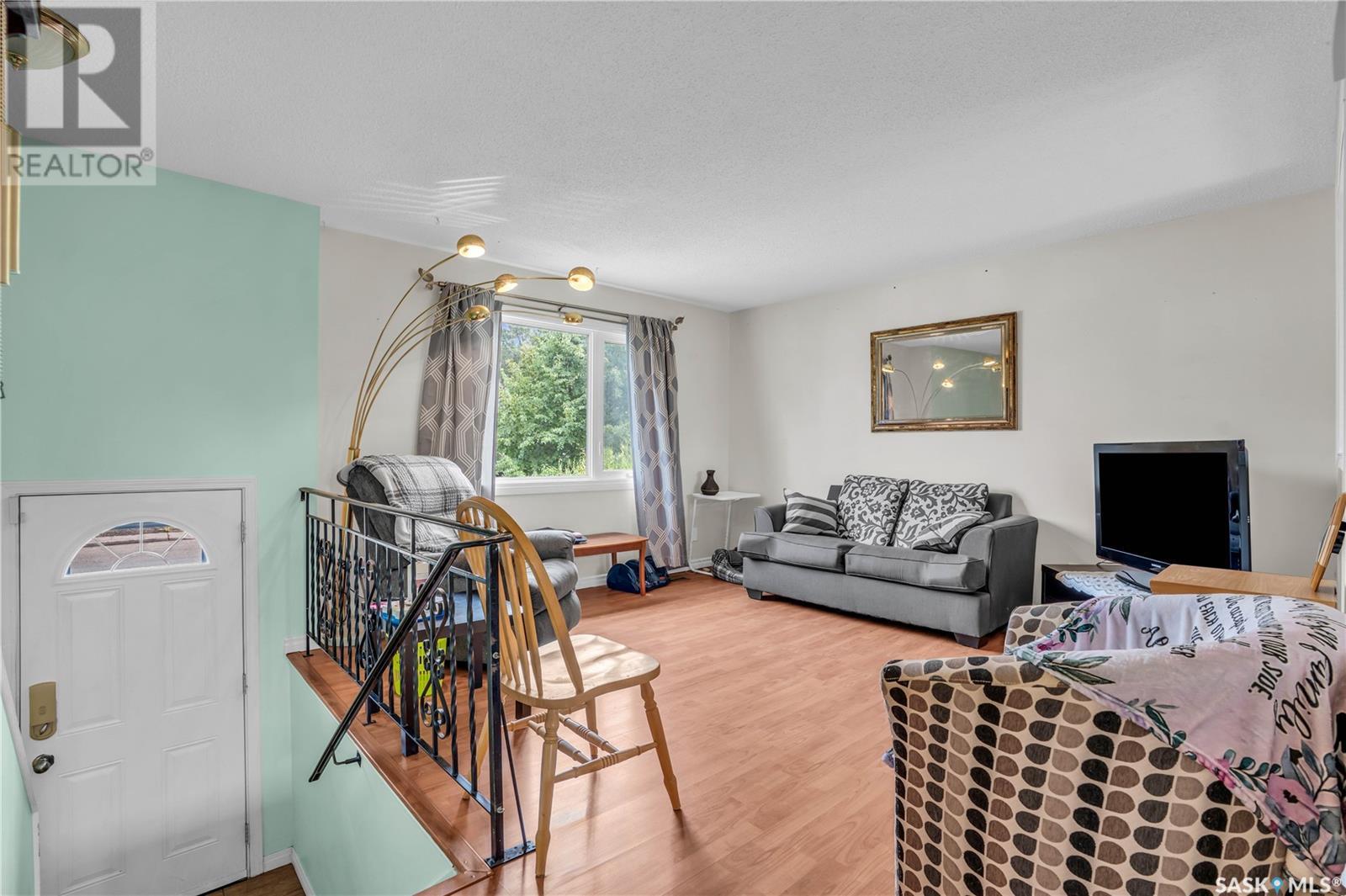 Property at 1825 17th AVENUE image 3