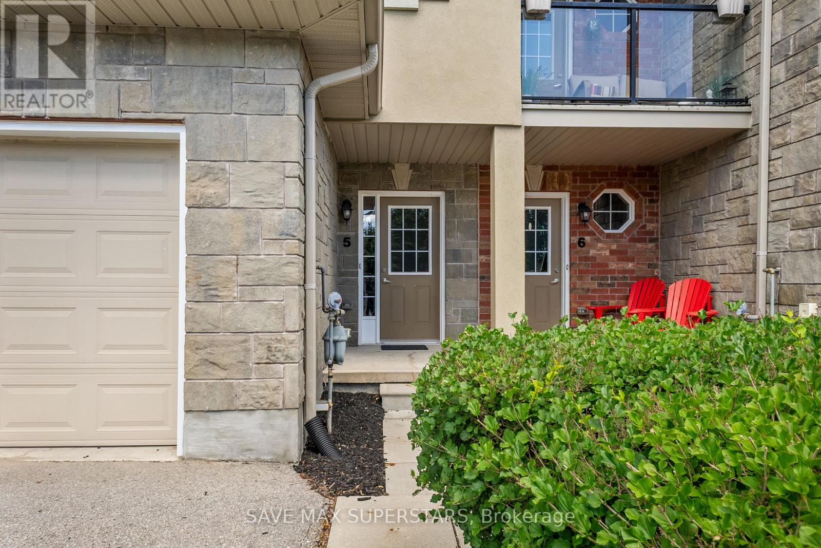 5 - 49 Ferndale Drive S, Barrie, Ontario  L4N 5W9 - Photo 3 - S12308573