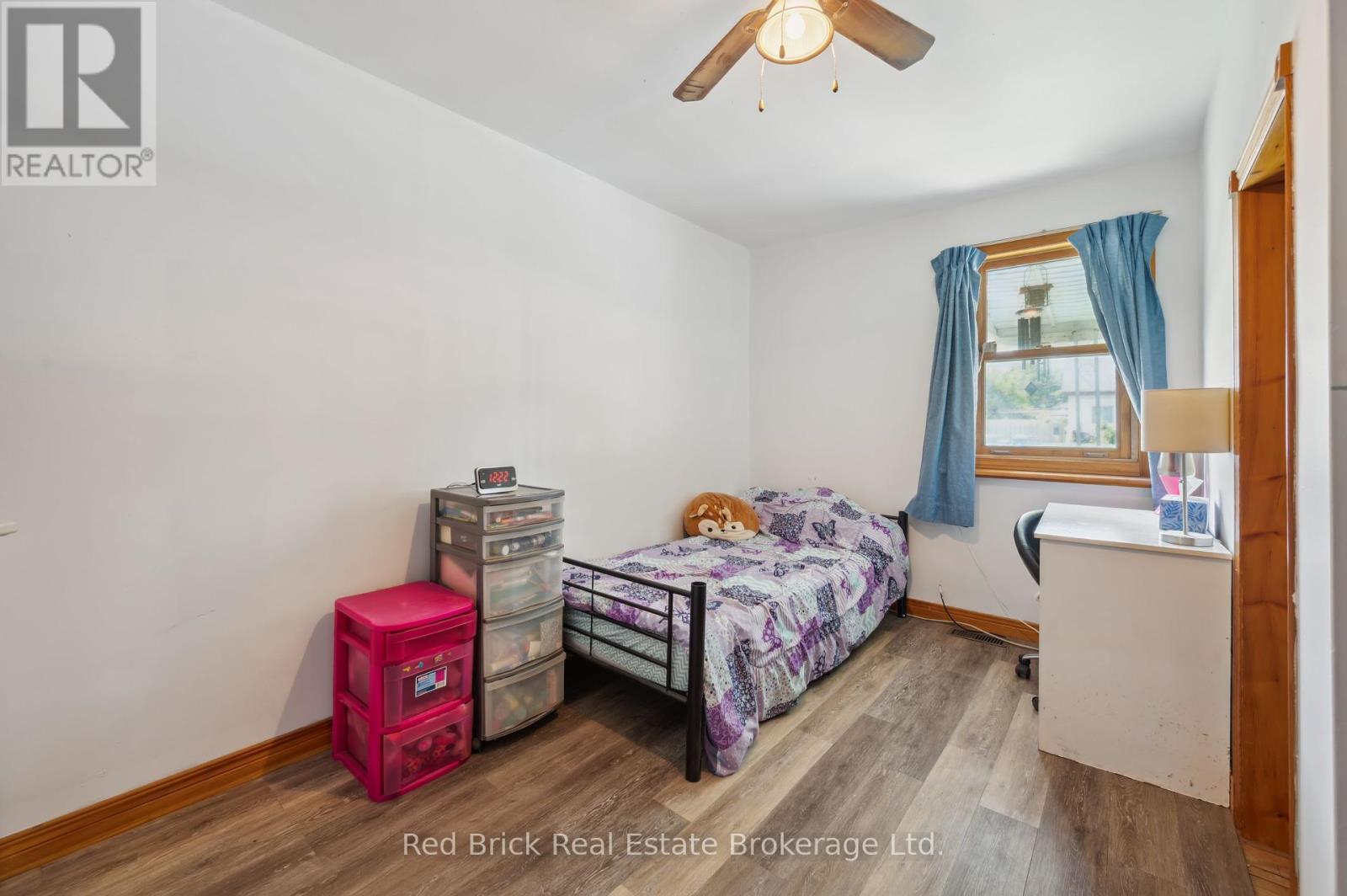 28 Barton Street, Guelph, Ontario  N1H 1M3 - Photo 10 - X12308948